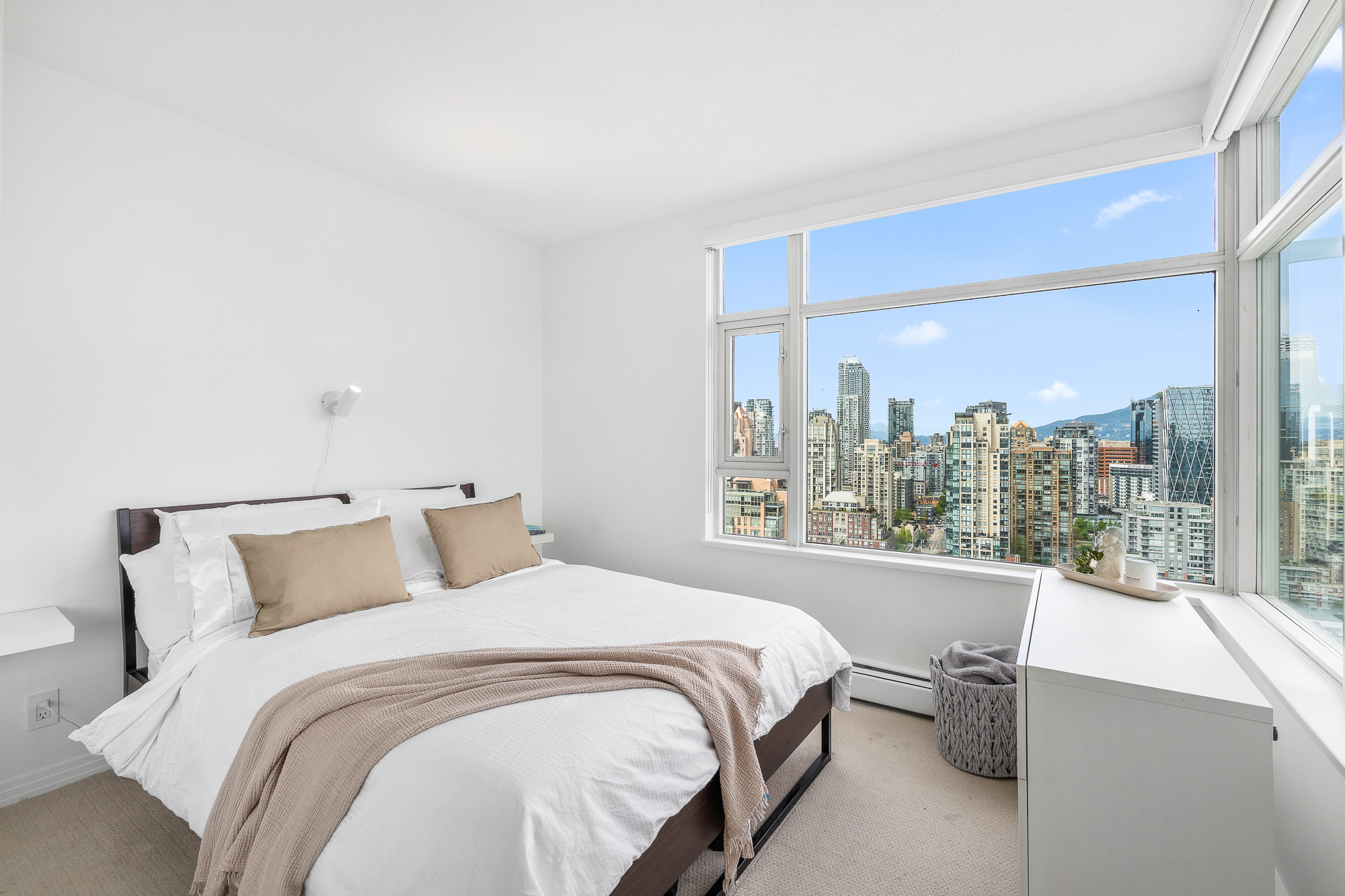 #3605 - 1199 Marinaside Crescent